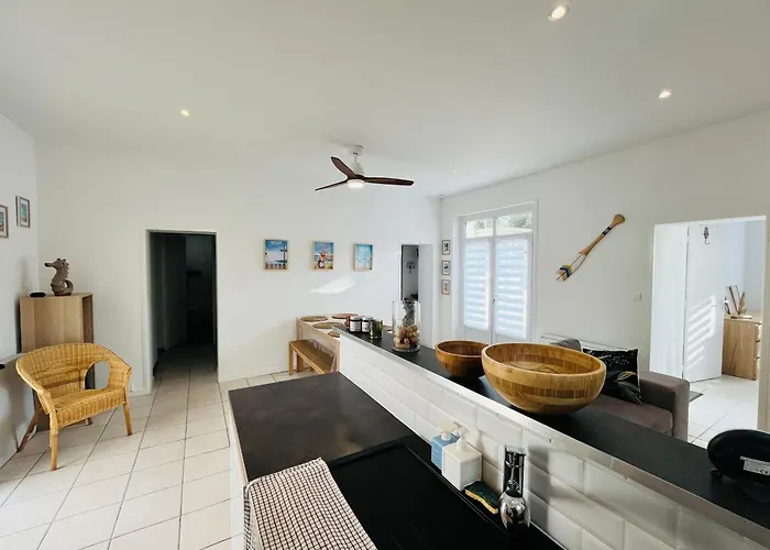 Maison Du Centre, Charme & Ocean 펜션 *